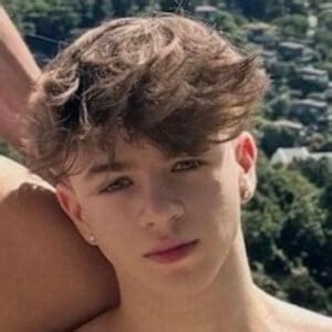 Portrait of lliam leigh
